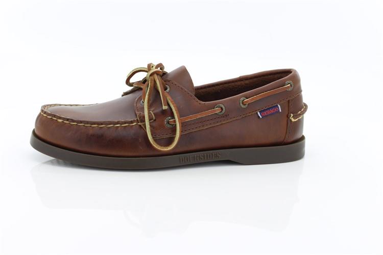 Sebago docksides, allacciata marroncino, suola scura