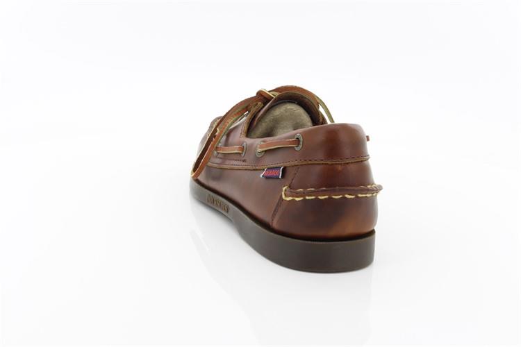 Sebago docksides, allacciata marroncino, suola scura