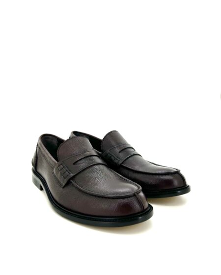 Saxone mocassino uomo, in pelle martellata bordeaux, pianta larga, doppia suola cuoio