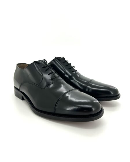 Saxone scarpa classica allacciata uomo, in pelle Polish binder nera, suola cuoio