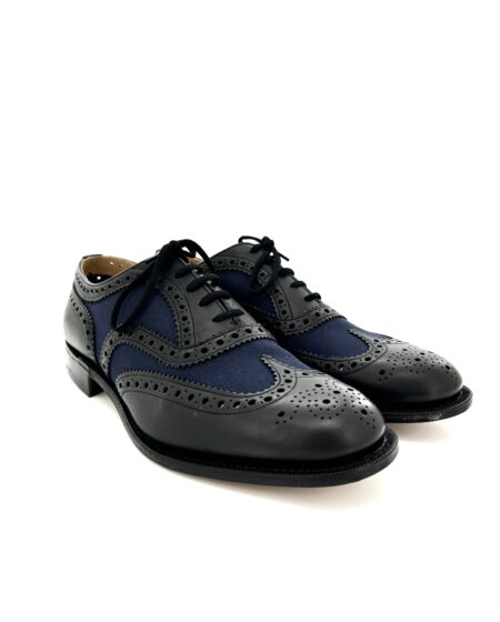 Church's scarpa allacciata, in pelle nera e tessuto blu