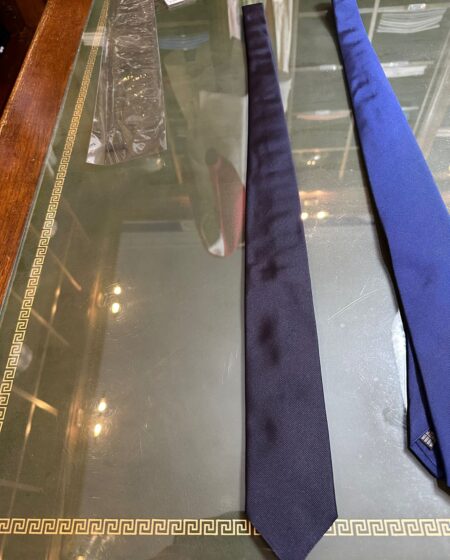 Cravatta in seta blu navy e blu